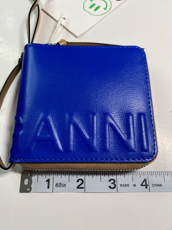 New GANNI Wallet on Strap Leather Royal Blue Zip Around Adjustable Strap - Picture 14 of 15